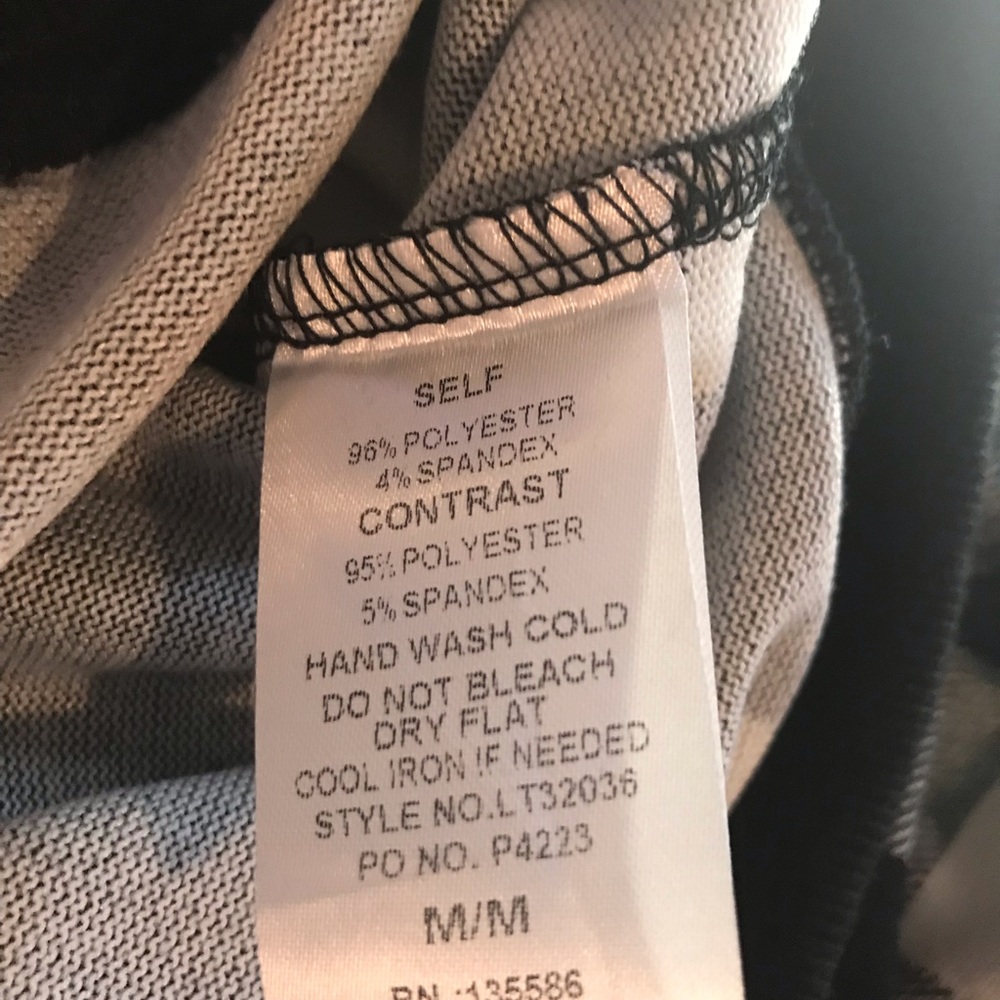 Main Strip White Buffalo Plaid Top - Picture 3 of 4